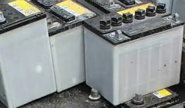 自動車バッテリー